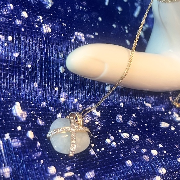 14K Gold Jade & Diamond Heart Pendant Necklace - Picture 6 of 16